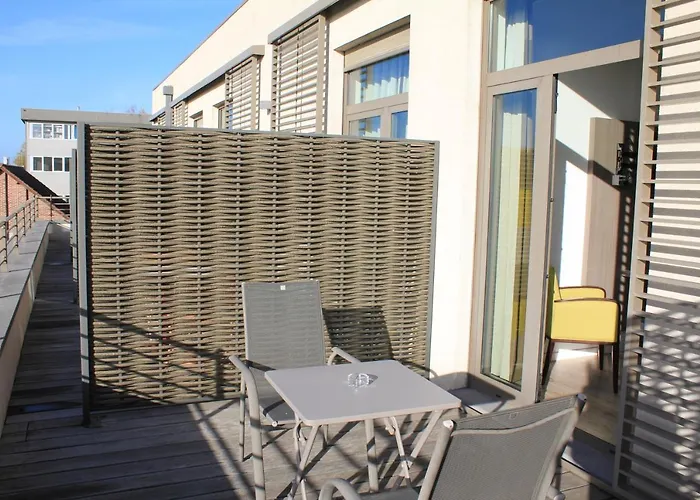 Mondo Hotel