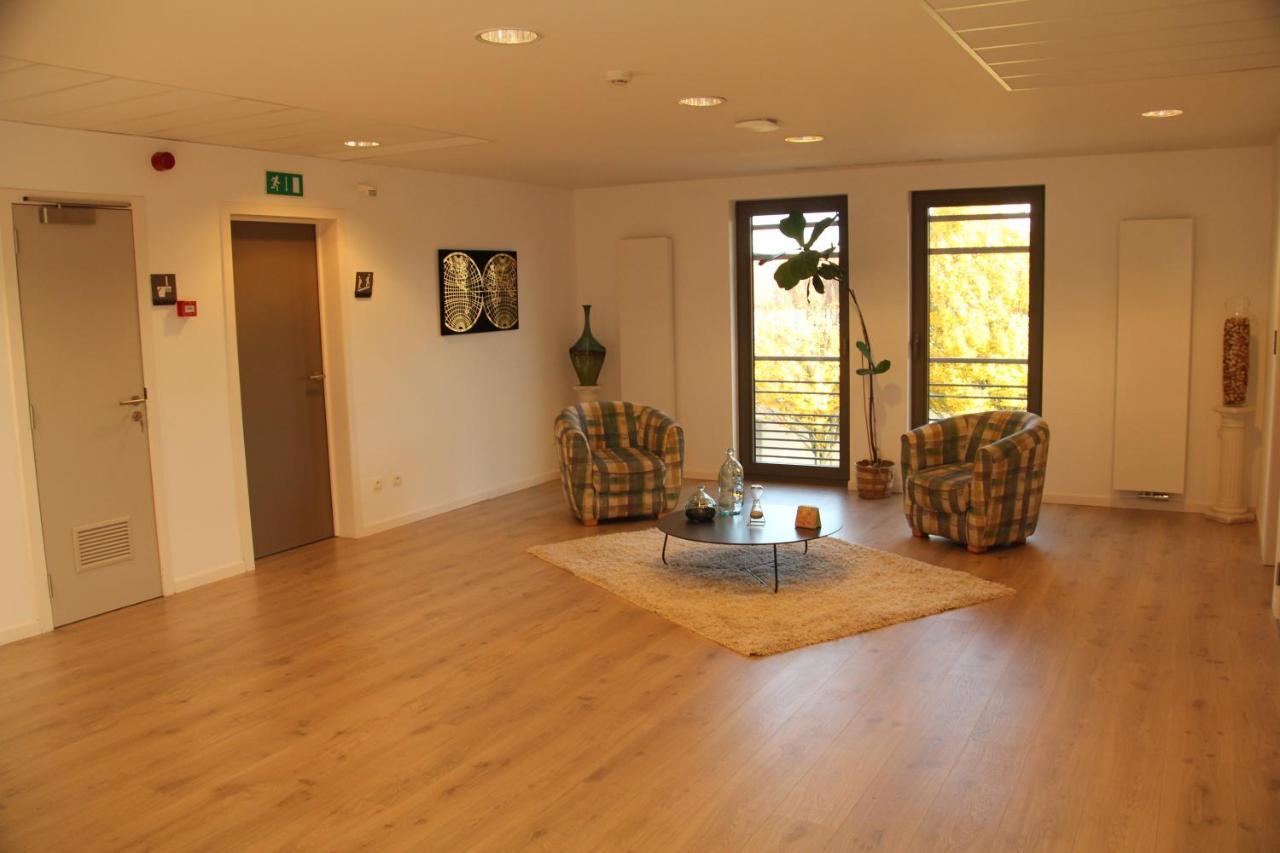 Mondo Hotel Hotel